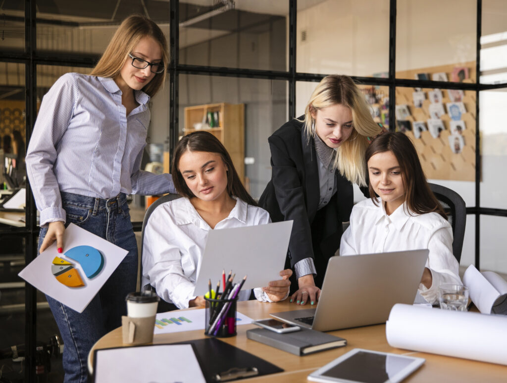 mock-up-females-working-together